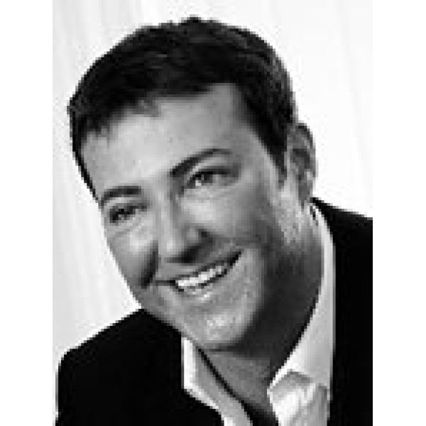 Clinictor - Dr. Hennessy Cosmetic Clinic - Stephen Hennessy