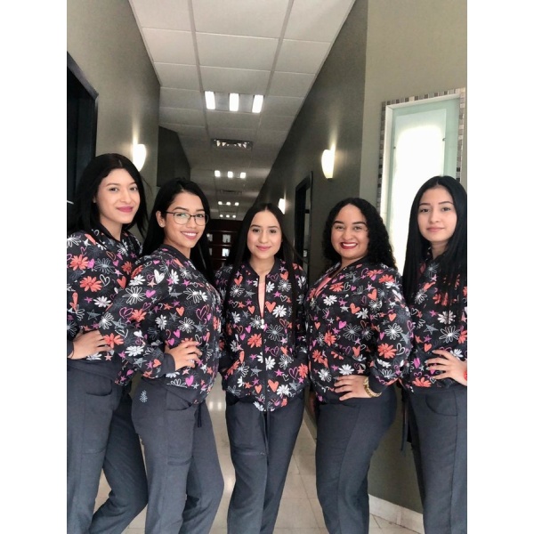 Clinictor - Stetic Implant and Dental Centers - The Assistants