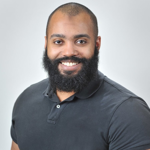 Clinictor - Moncton Smiles - Victor Quartey